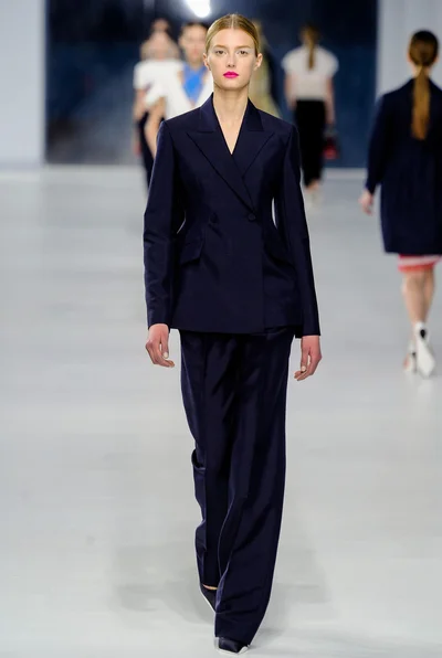 Look 37